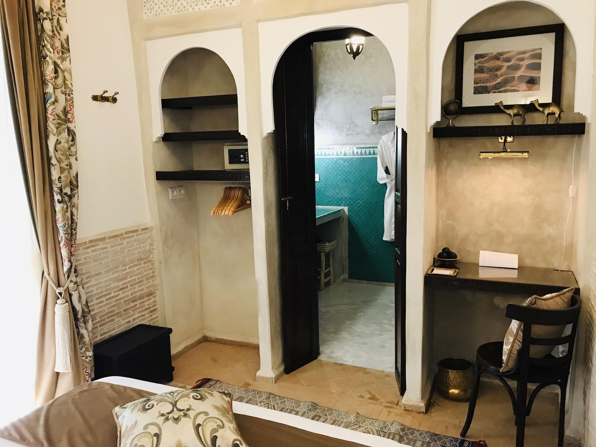 Riad Le Clos Des Arts Marrakesh Exterior photo